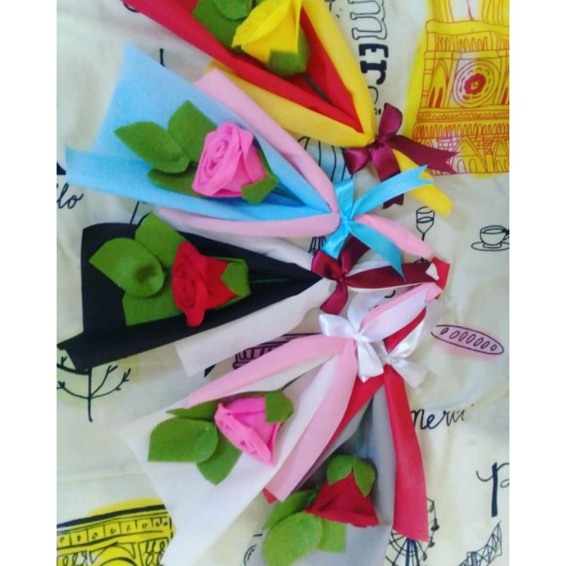 Buket Bunga Mawar dari Kain Flanel Termurah