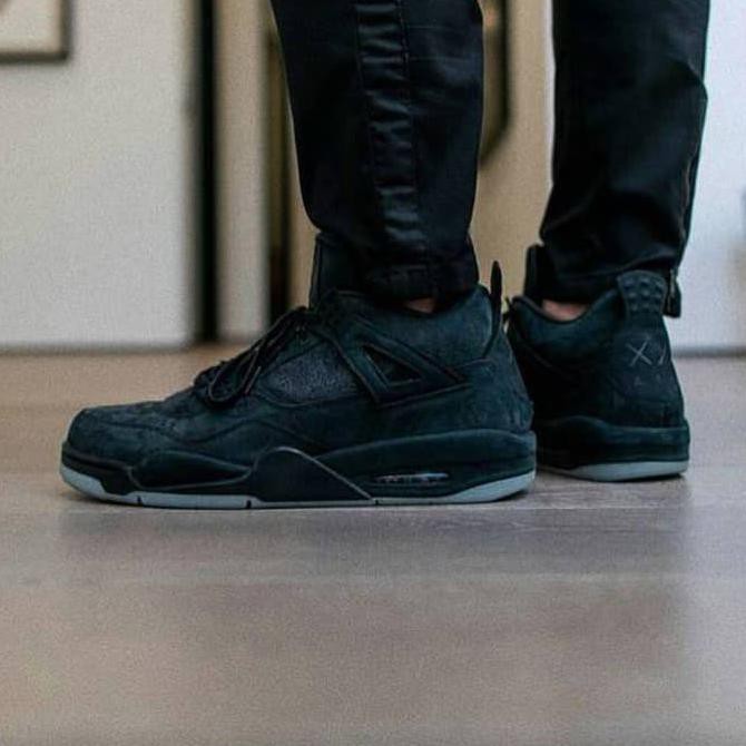 Termurah Nike Air Jordan 4 Retro X Kaws Black Sample Un Authorized