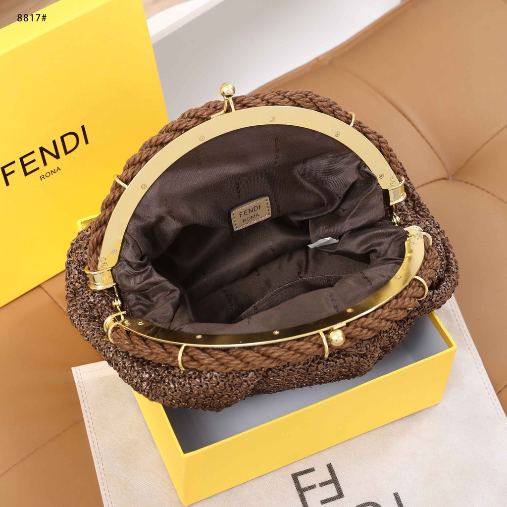 F Shell Bag Crochet Cotton Pochette #8817