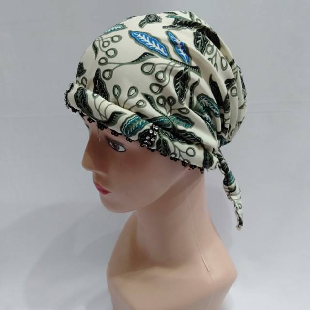 Topi kupluk kerpus ciput batik ibu ibu emak kerpus nenek topi songkok hijab khas Madura kupluk untuk wanita dewasa