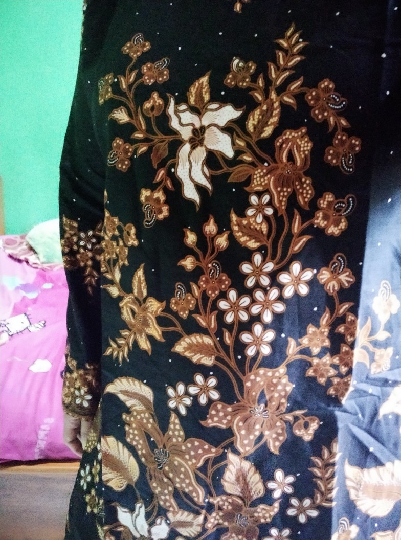Tunik Batik Motif Hitam Manis