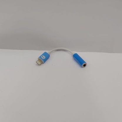 Kabel Sambumgan Lightning to Headphone Jack Audio