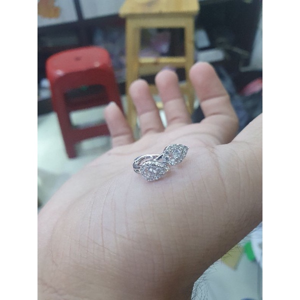 anting jepit mata air emas putih