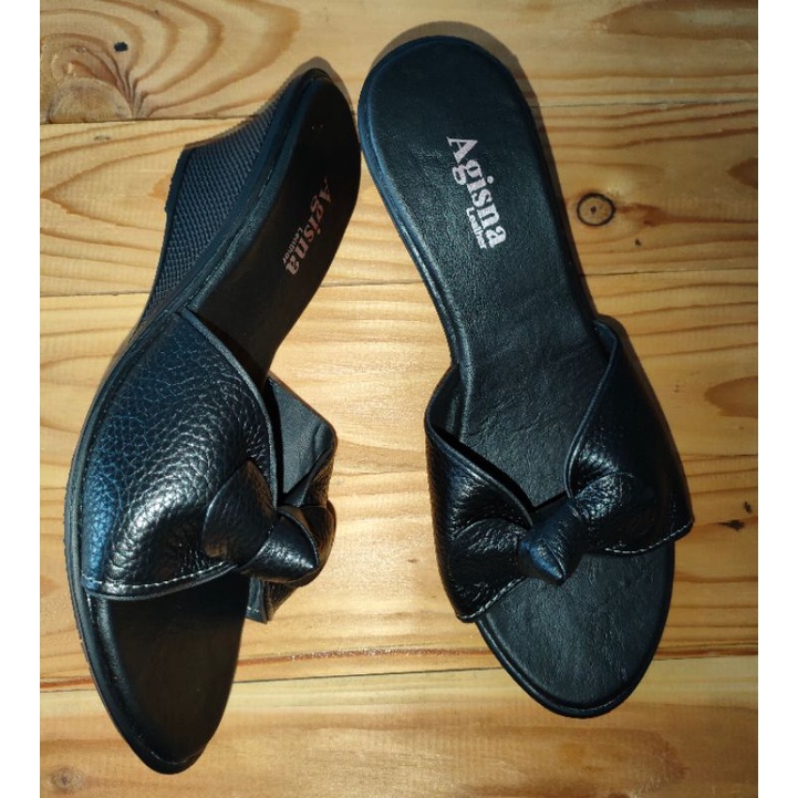 sandal pita bahan kulit sapi 5cm sol hitam