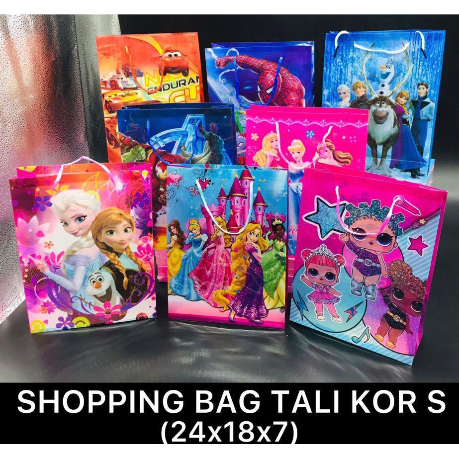 

GOODIE BAG ULANG TAHUN / SHOPPING BAG PLASTIK BAHAN TEBAL KARAKTER KARTUN UKURAN S