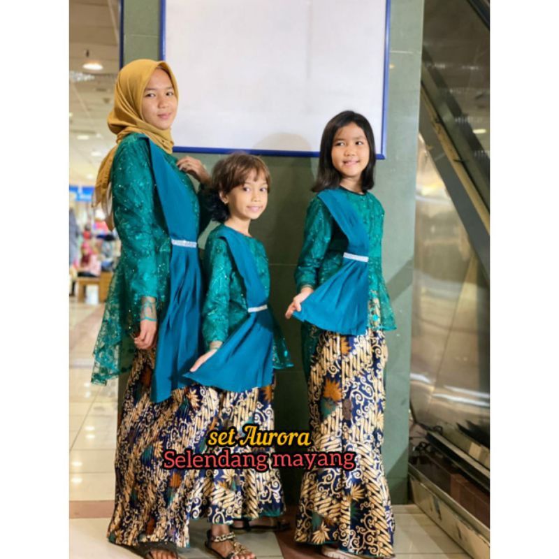 COUPLE KEBAYA IBU DAN ANAK//KEBAYA AURORA//KEBAYA TULLE PESTA//SERAGAMAN KELUARGA