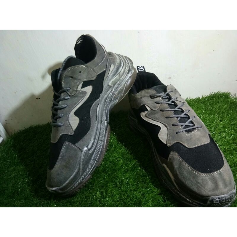 SEPATU  MURO BOTAGON JUNGKOOK BTS 43.5