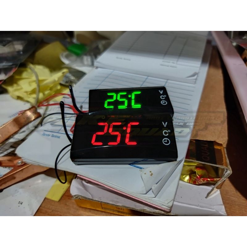 Voltmeter aki 3 in 1 voltmeter accu 3in1 voltmeter