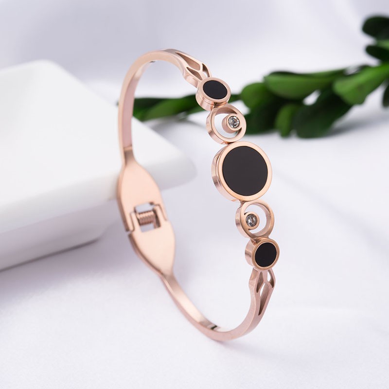 [NEW] Gelang Bracelet Wanita Aksesoris Titanium Korea Trend Masa Kini Cocok Hadiah GK134