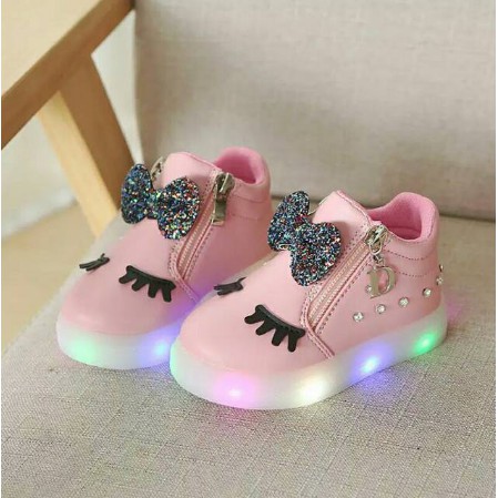 Sepatuanak perempuan LED /ready stok tangerang