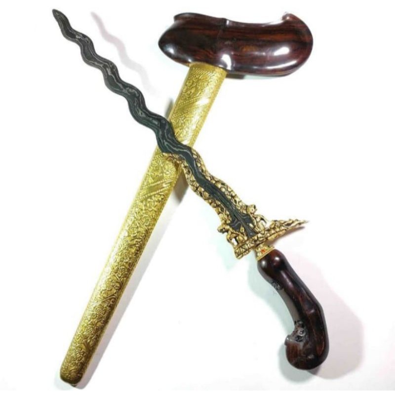 Keris Singo Barong Sepasang Kembar Kinatah Kuningan Sepuh Emas