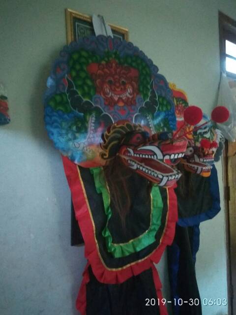 Barongan besar SMA jaranan kuda lumping