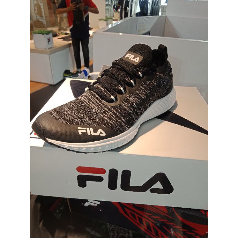 Sepatu Running Fila Original Store