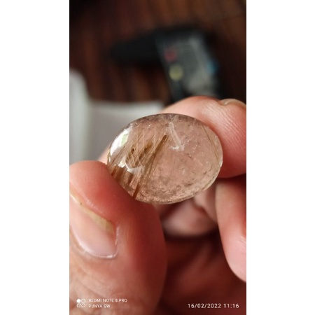 BATU NATURAL KECUBUNG SERAT EMAS CENDANA KODE 001