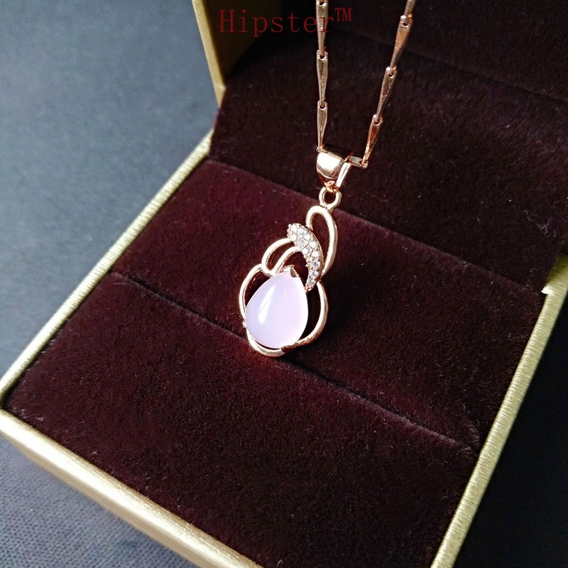 Retro Hot Fashion Colorful Gemstone Hollow Pendant Gold Necklace