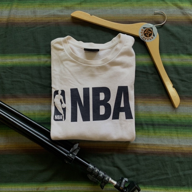 CREWNECK NBA PUTIH