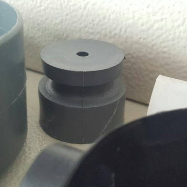 Isolator 1000 listrik