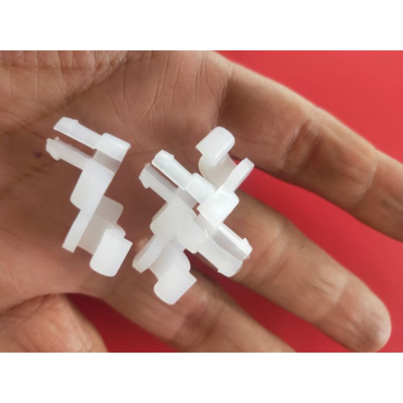 plastik klip kancing pengait kawat handle pintu mobil door lock