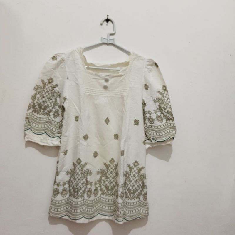 TERMURAH Blouse Wanita Putih Tulang Vintage Preloved/Second/Bekas/Thrift