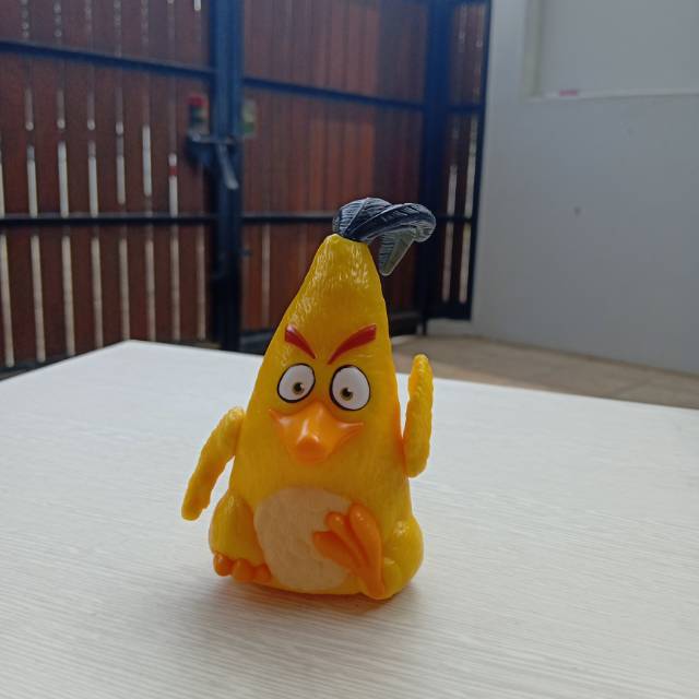 Mainan McDonald's Happy Meal The Angry Birds Movie Chuck kuning mainan anak