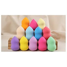 CONTOURING SPONGE / BEAUTY BLENDER SPONGE