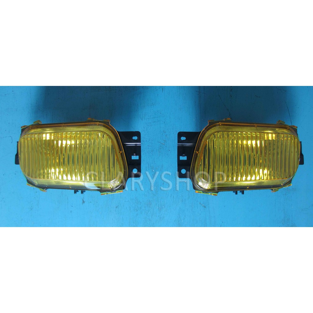 Fog Lamp / Lampu Bemper / Lampu kabut Mitsubishi Canter - Kuning