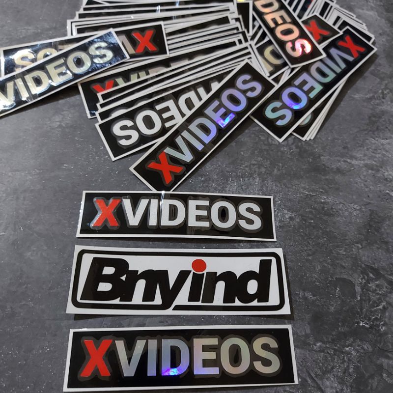 STICKER XVIDEOS CUTTING