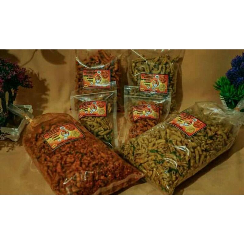 

Kripik usus renyah edas daun jeruk kiloan