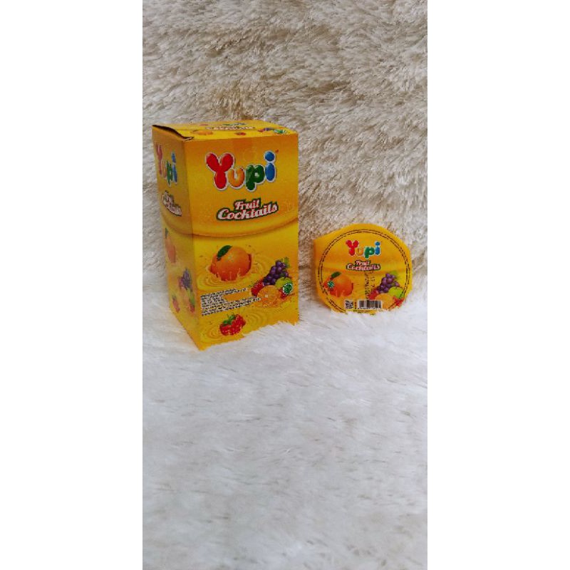 

Yupi Fruit Cocktail 12x12