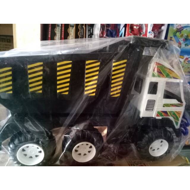 Truck besar/jumbo MDH 715
