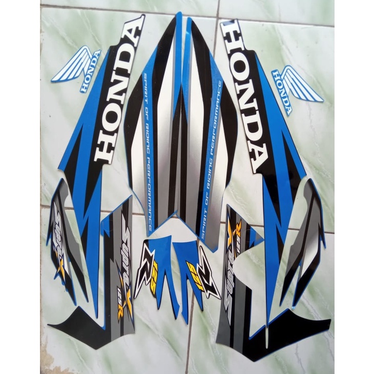 stiker striping motor honda supra x 125 2006