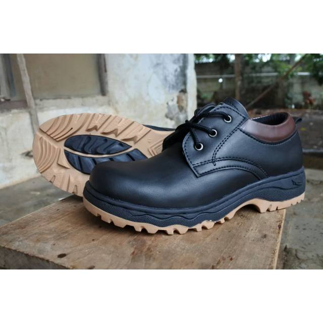 Sepatu Pria Safety Mens Shoes Kulit Sintesis Ujung Besi Sportex Boots Pendek Tali