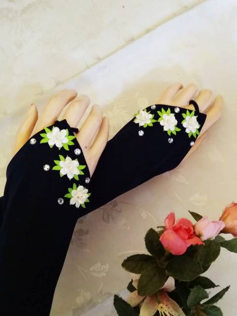 Handsock cincin bunga melati