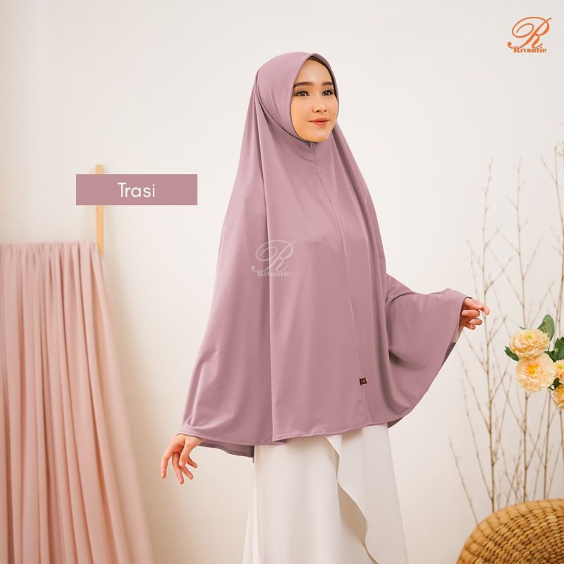 HIJAB INSTAN JUMBO NON PAD &amp; JUMBO PAD  BY RIVANTIE