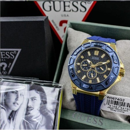 Jam Tangan Pria G*UESS RUBBER W0674G2 [ORIGINAL]