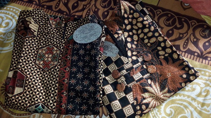 Maura Couple - Sania Ruffle Batik Couple Ori Ndoro Jowi Dnt Garansi Blouse Ziggy Krikil Blus Kerikil