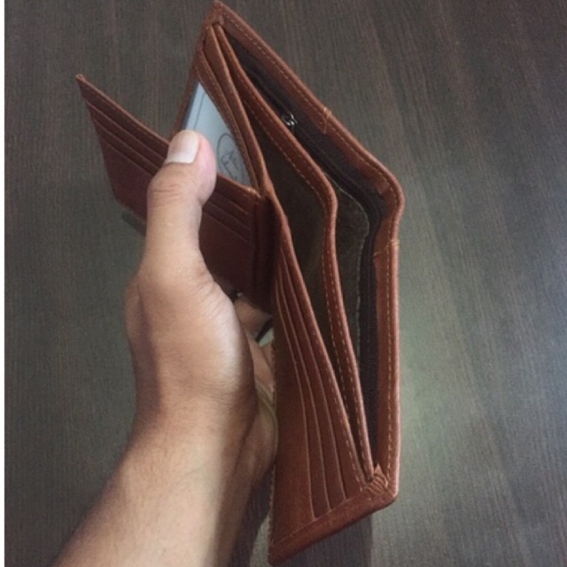 Dompet kulit berkualits import model sambung depan yang keren dan gagah #dompet #dompetpria #dompetcowok #dompetkulit #dompetkulitpria