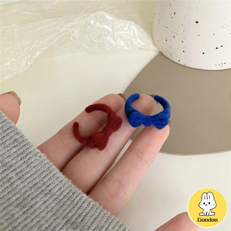 Cincin Model Terbuka Bahan Velvet Bentuk Pita Gaya Vintage Untuk Musim Dingin -Doo