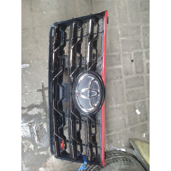 Grill Fortuner VRZ TRD THN 2021-2022.