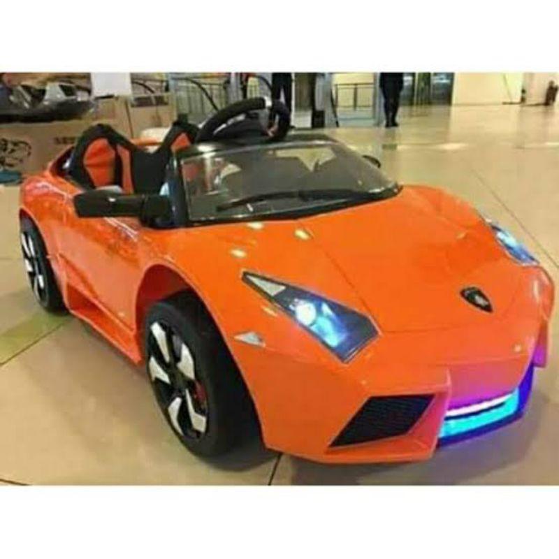 MAINAN MOBIL AKI LAMBORGHINI