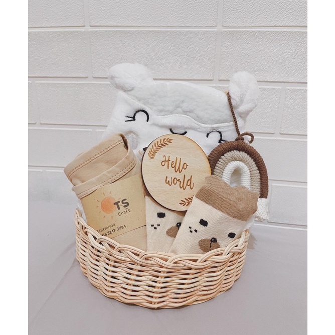 

baby Hampers paket B1 (Rotan medium)