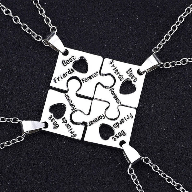 4Pcs/Set Kalung Rantai Liontin Potongan Puzzle Tulisan Bff