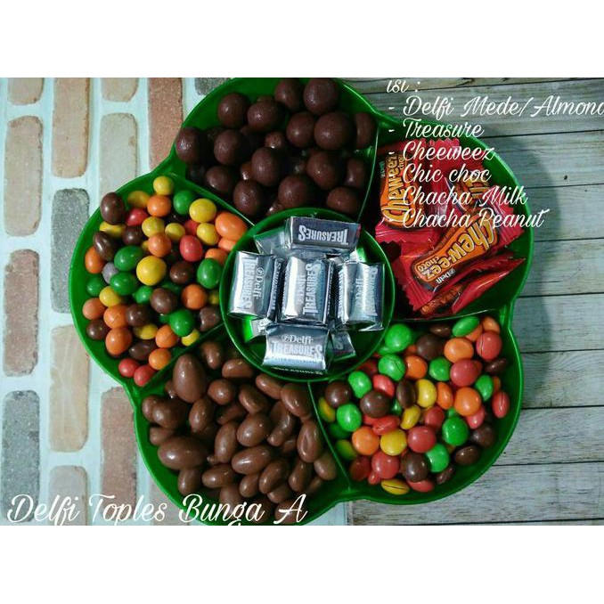 

Set Toples Coklat Delfi Full 1Kg / Coklat Murah / Delfi Kiloan