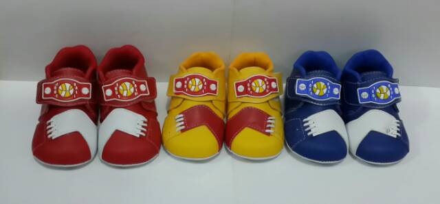 SEPATU BAYI PREWALKER FOOTBALL