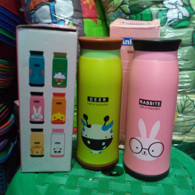 Termos air panas karakter