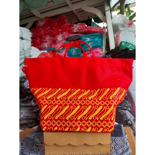 HARGA LUSIN ISI 12 BIJI- TAS HAJATAN SERUT BATIK 22x22