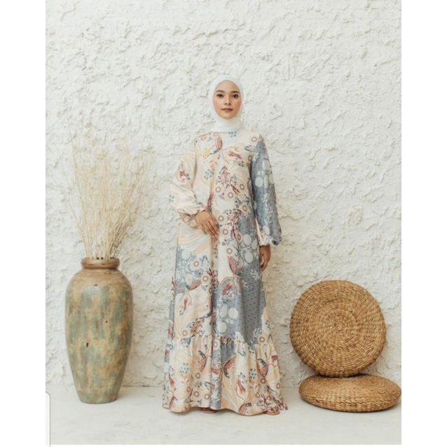 Blind sale Selena Dress Wearing Klamby