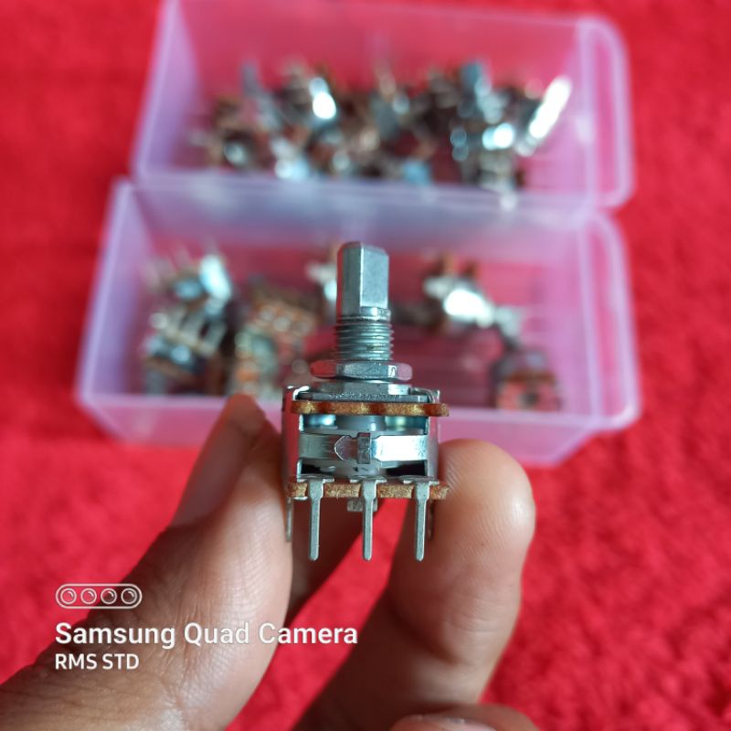 Potensio Korg Ax1500 Ax3000 bagian atas rotary klik sama dengan orinya