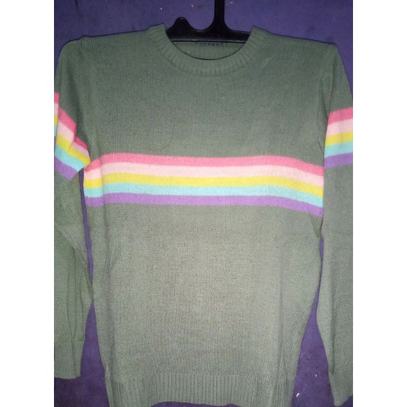 PRELOVED | Baju Rajut Wanita Motif Pelangi