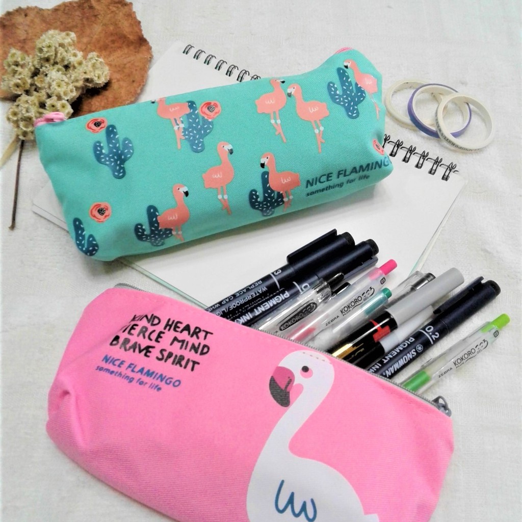 

Tempat Pensil Motif Flamingo/Tempat Alat Tulis Lucu
